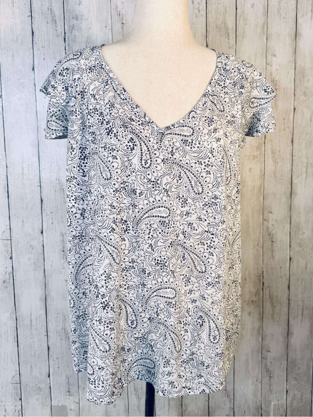Old Navy | Paisley Flutter Sleeve Blouse Boho Cottagecore Top | Medium